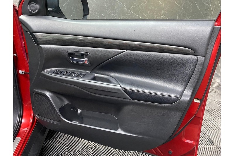 Used Mitsubishi Outlander 2017 for sale - 77422924: Photo 20