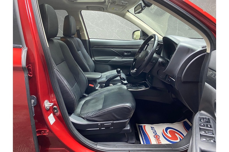 Used Mitsubishi Outlander 2017 for sale - 77422924: Photo 21