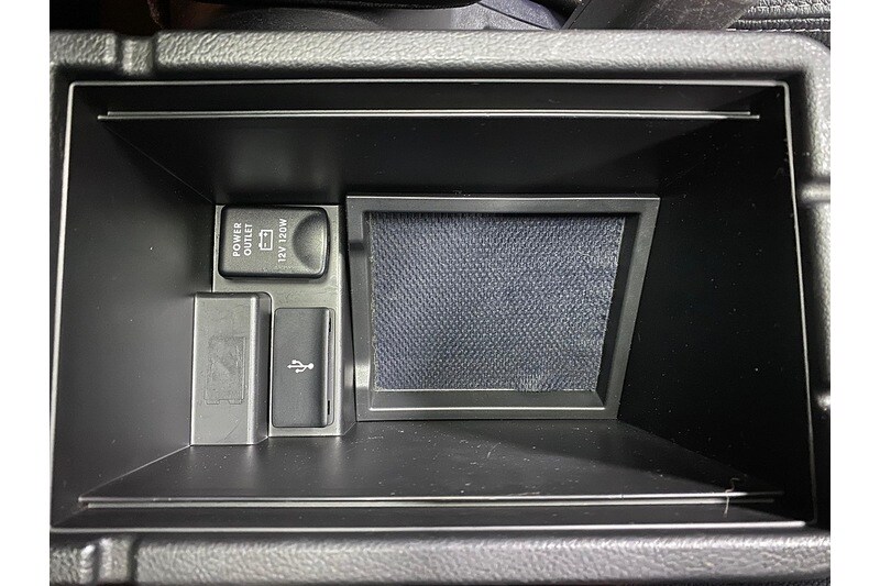 Used Mitsubishi Outlander 2017 for sale - 77422924: Photo 34