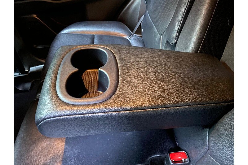 Used Mitsubishi Outlander 2017 for sale - 77422924: Photo 50