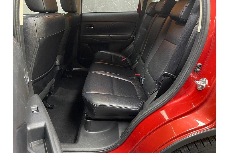 Used Mitsubishi Outlander 2017 for sale - 77422924: Photo 53