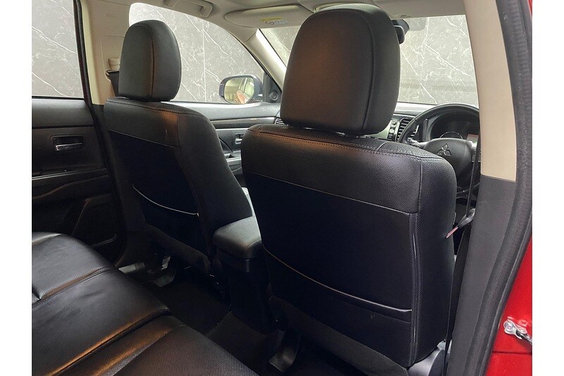 Used Mitsubishi Outlander 2017 for sale - 77422924: Photo 56