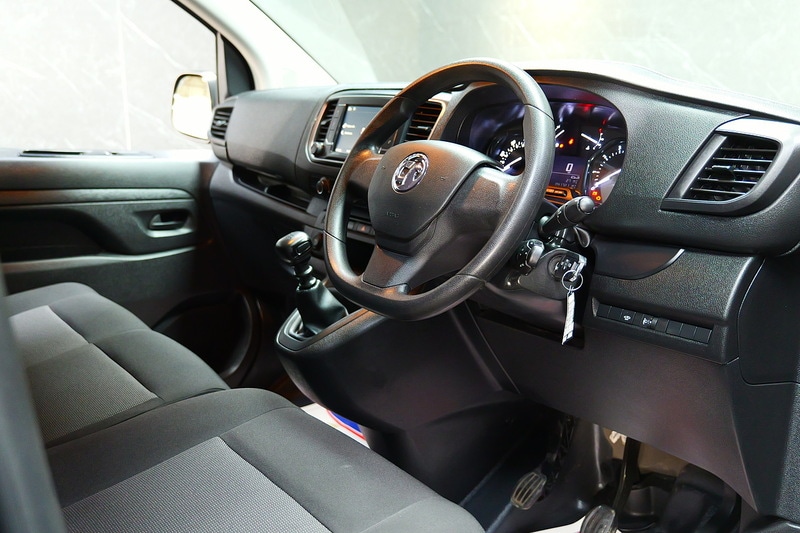 Used Vauxhall Vivaro 2023 for sale - 77027652: Photo 13