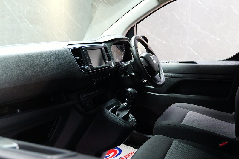 Used Vauxhall Vivaro 2023 for sale - 77027652: Photo 34