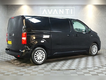 Used Vauxhall Vivaro 2023 for sale - 77027652: Photo