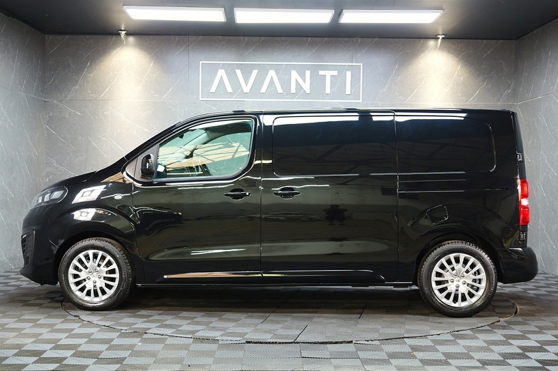 Used Vauxhall Vivaro 2023 for sale - 77027652: Photo 8