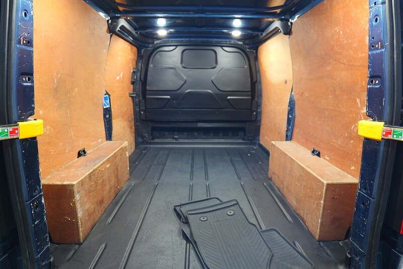 Used Ford Transit Custom 2020 for sale - 77027611: Photo 37