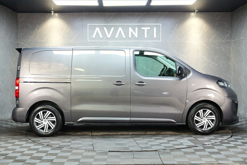 Used Vauxhall Vivaro 2022 for sale - 77027661: Photo 3