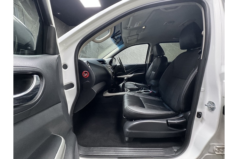 Used Nissan Navara 2016 for sale - 77579517: Photo 36