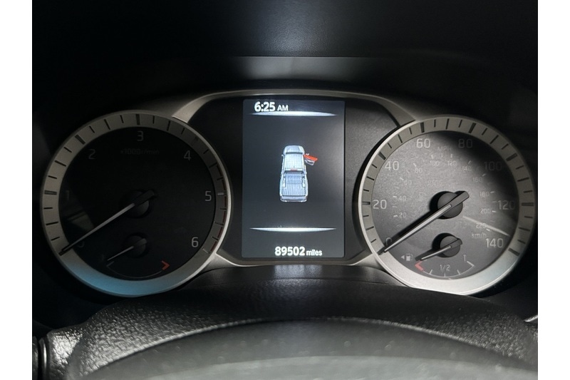 Used Nissan Navara 2016 for sale - 77579517: Photo 40