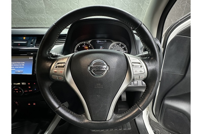 Used Nissan Navara 2016 for sale - 77579517: Photo 41