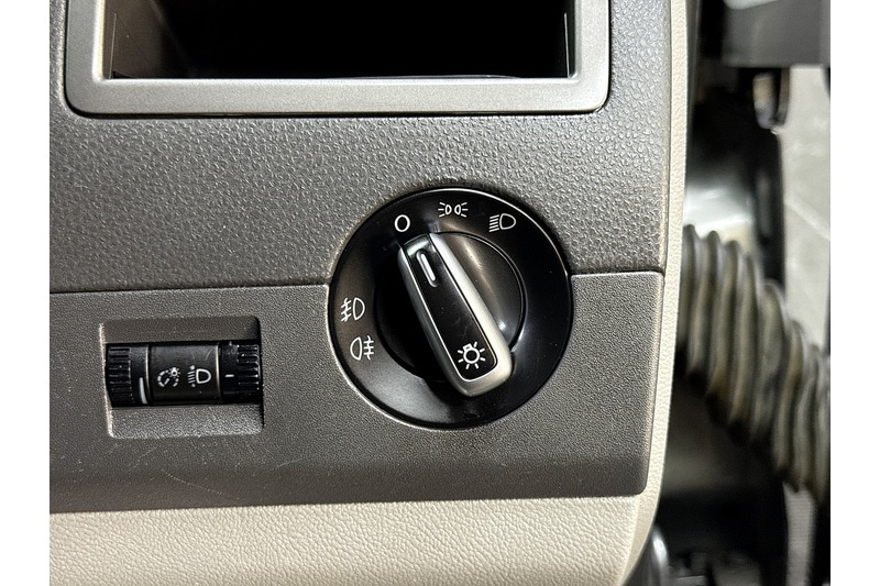 Used Volkswagen Transporter 2015 for sale - 77027634: Photo 18