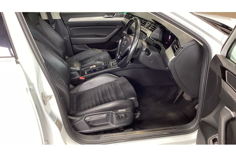 Used Volkswagen Passat 2017 for sale - 78012671: Photo 17