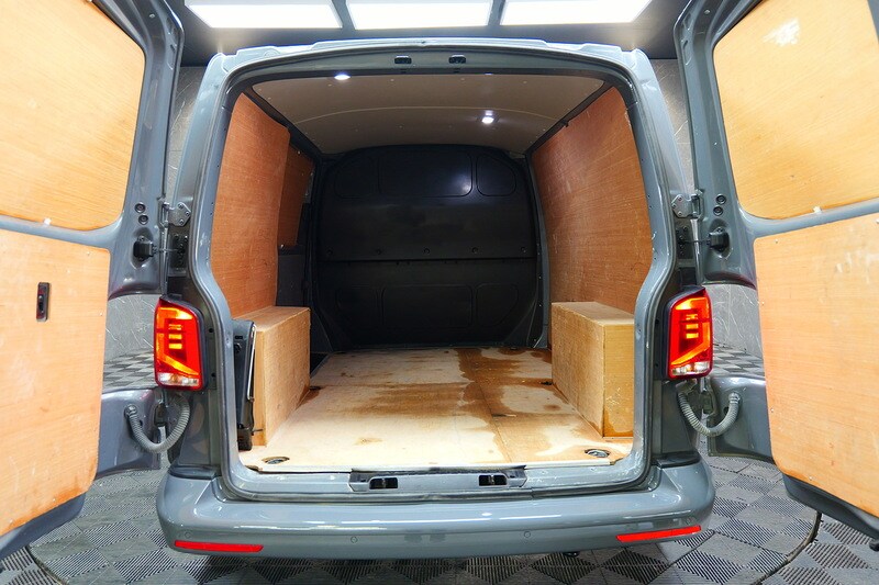 Used Volkswagen Transporter 2022 for sale - 77027604: Photo 37