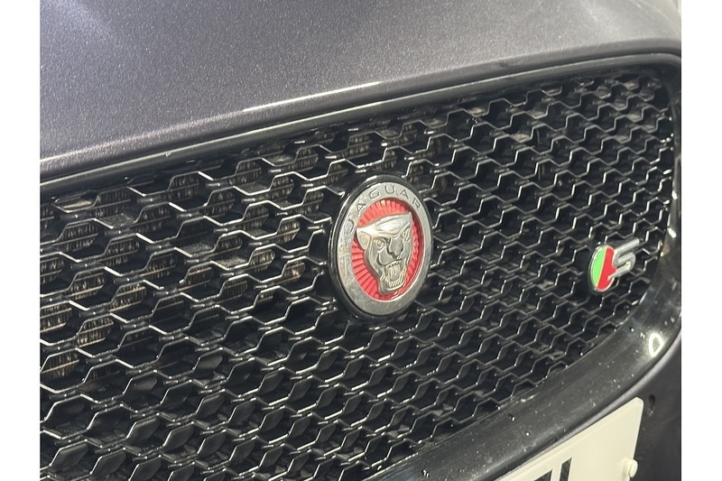 Used Jaguar XF 2017 for sale - 77027672: Photo 15