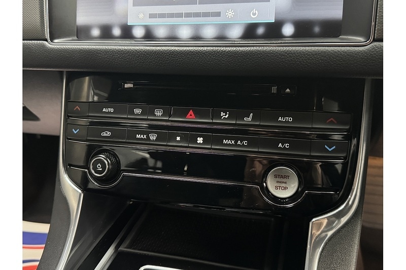 Used Jaguar XF 2017 for sale - 77027672: Photo 51