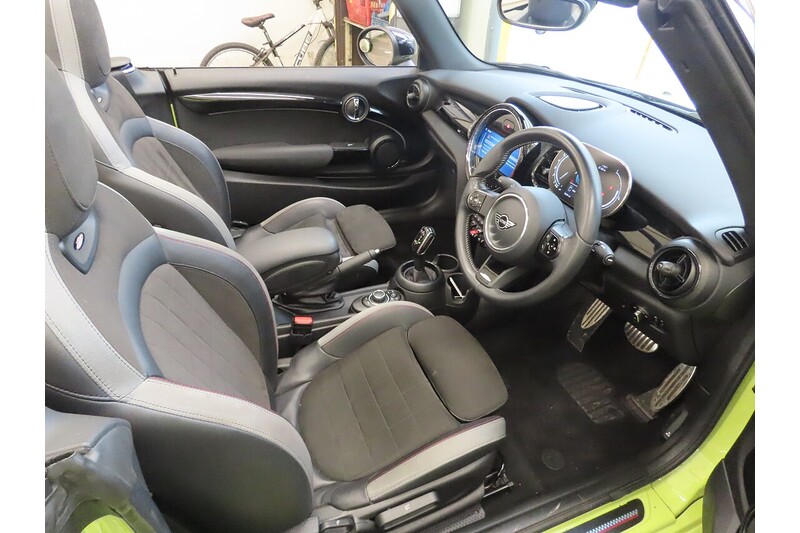 Used MINI Convertible 2022 for sale - 78065096: Photo 15