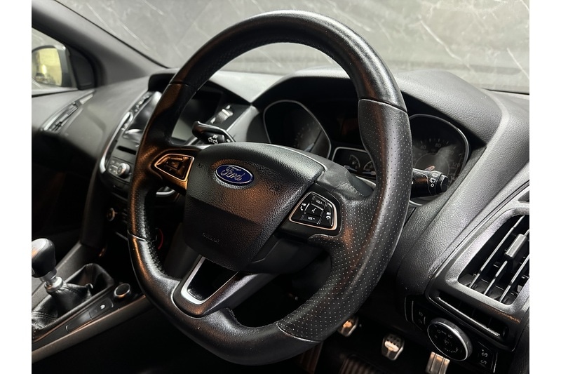 Used Ford Focus 2017 for sale - 77422907: Photo 24