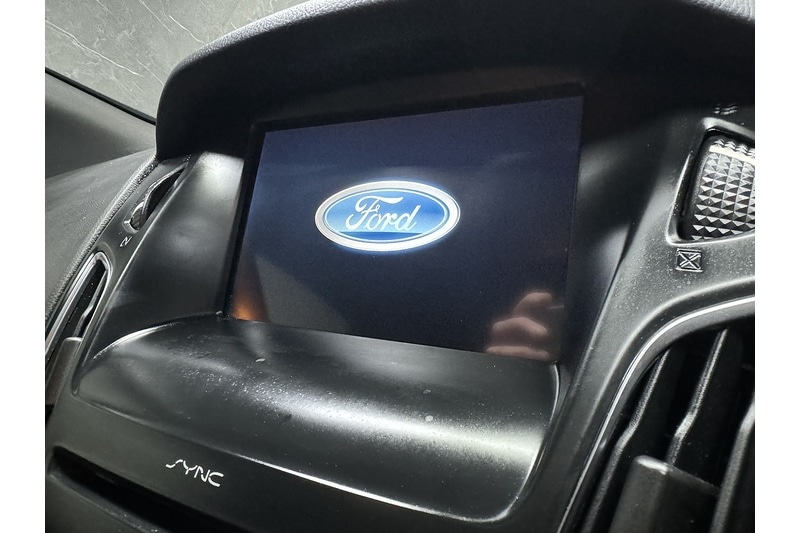 Used Ford Focus 2017 for sale - 77422907: Photo 46