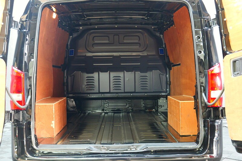 Used Mercedes-Benz Vito 2019 for sale - 77027600: Photo 32