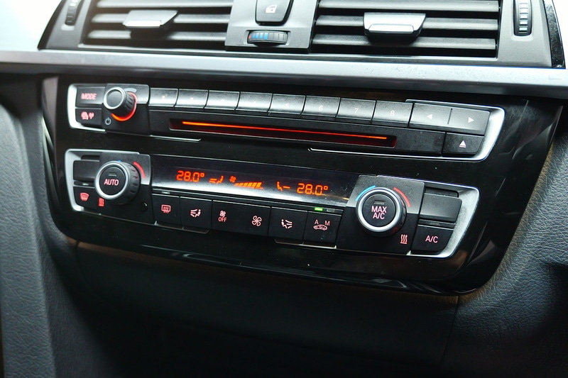 Used BMW 3 Series 2016 for sale - 77027697: Photo 28