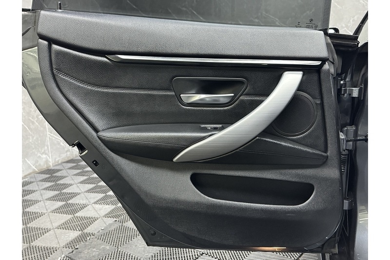 Used BMW 4 Series 2016 for sale - 77953432: Photo 44