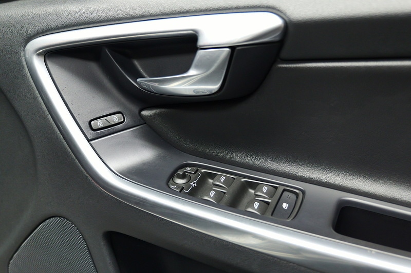 Used Volvo XC60 2015 for sale - 77027693: Photo 16