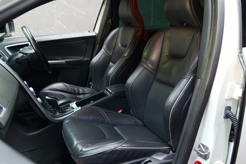 Used Volvo XC60 2015 for sale - 77027693: Photo 44