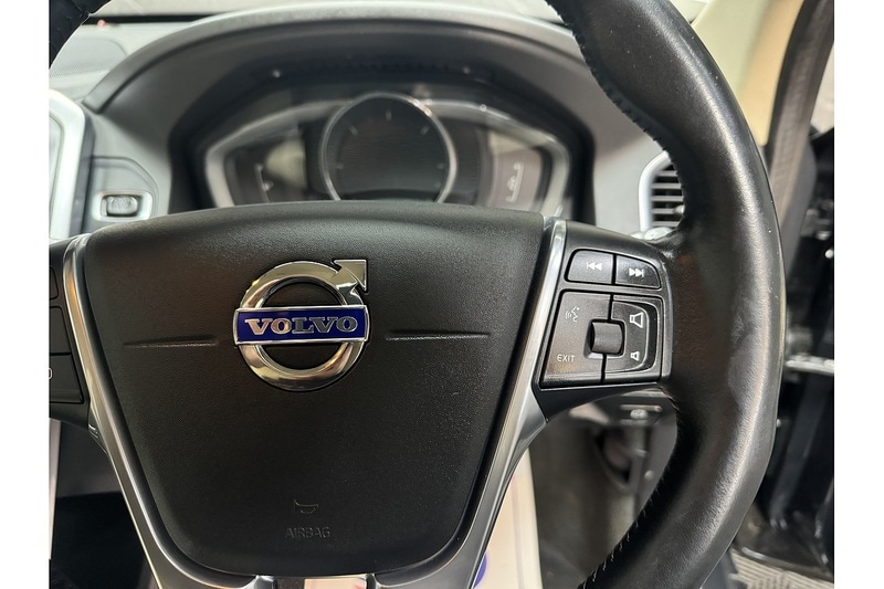 Used Volvo XC60 2015 for sale - 77027678: Photo 33