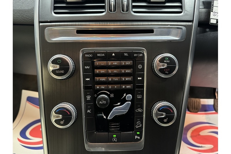 Used Volvo XC60 2015 for sale - 77027678: Photo 41