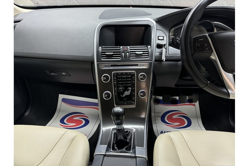 Used Volvo XC60 2015 for sale - 77027678: Photo 51