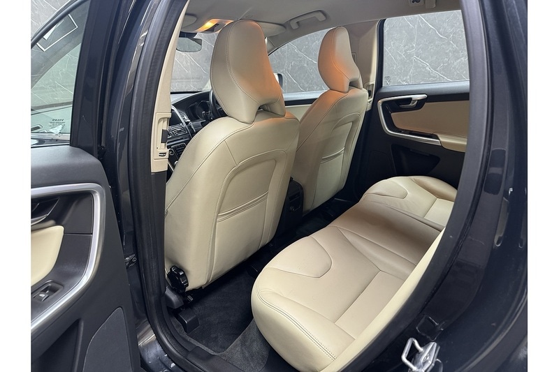 Used Volvo XC60 2015 for sale - 77027678: Photo 52