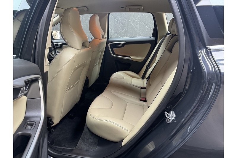 Used Volvo XC60 2015 for sale - 77027678: Photo 53