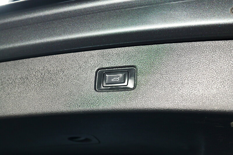 Used Audi Q7 2017 for sale - 77027704: Photo 46