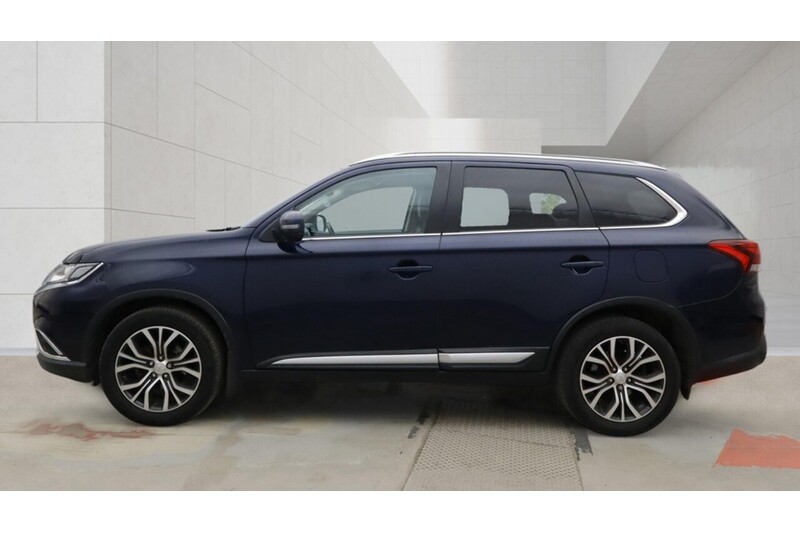 Used Mitsubishi Outlander 2018 for sale - 78065099: Photo 11