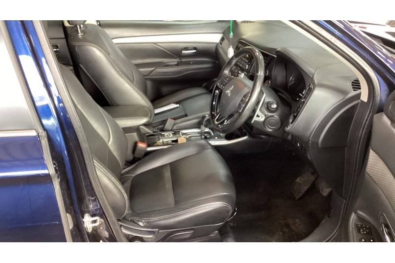 Used Mitsubishi Outlander 2018 for sale - 78065099: Photo 13