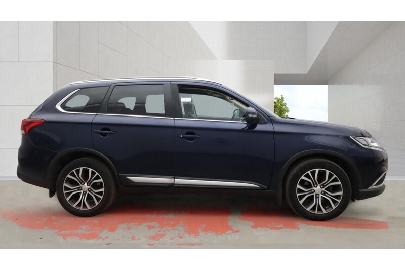 Used Mitsubishi Outlander 2018 for sale - 78065099: Photo 9