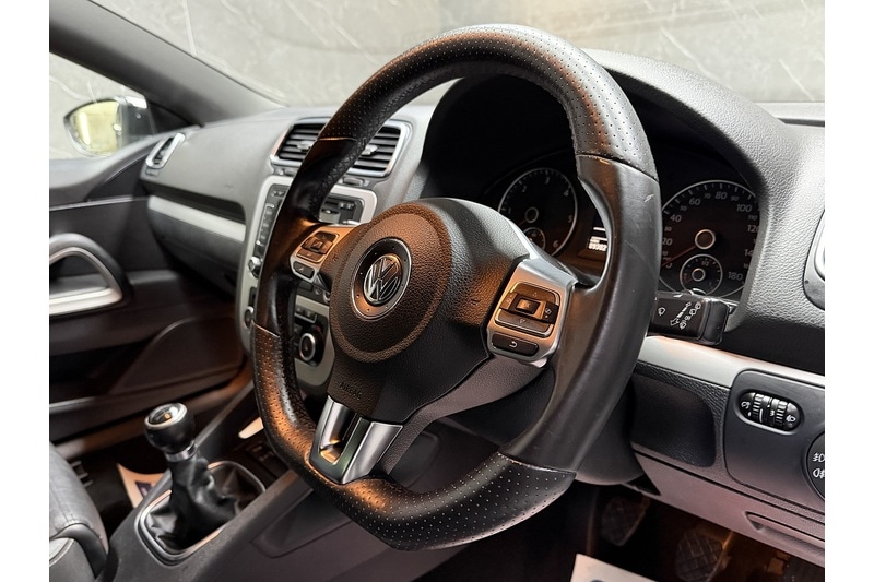 Used Volkswagen Scirocco 2012 for sale - 77283748: Photo 16