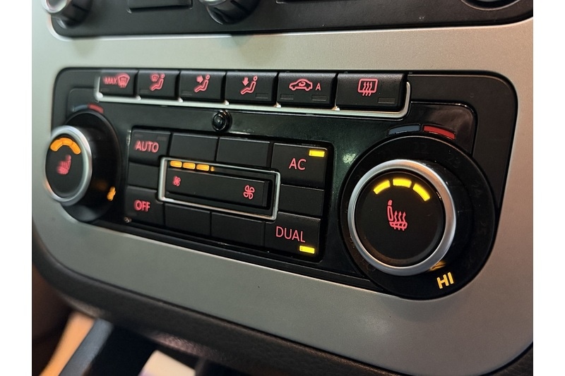 Used Volkswagen Scirocco 2012 for sale - 77283748: Photo 26