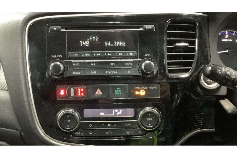 Used Mitsubishi Outlander 2015 for sale - 77328681: Photo 15