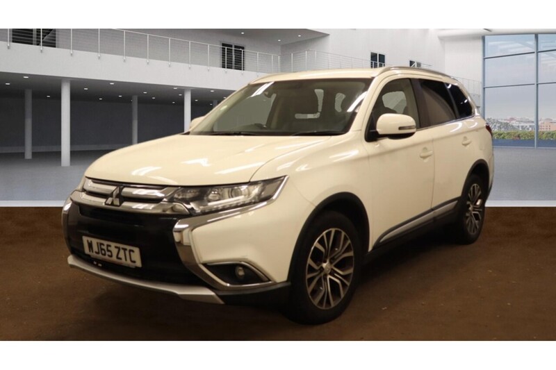 Used Mitsubishi Outlander 2015 for sale - 77328681: Photo 3