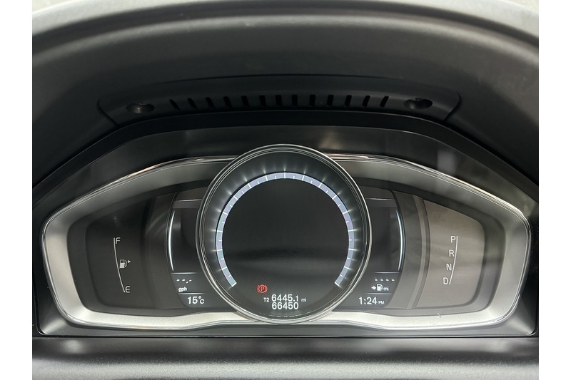 Used Volvo XC60 2015 for sale - 77465270: Photo 33