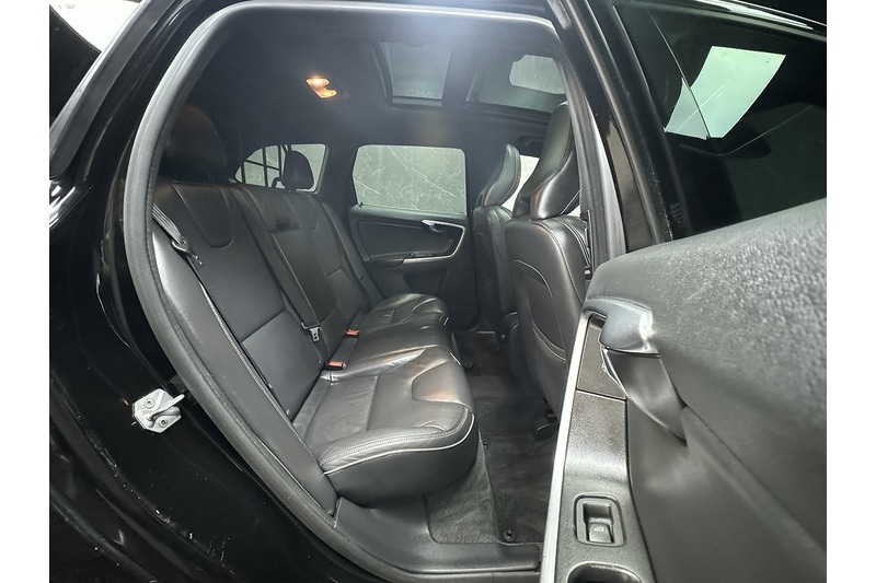 Used Volvo XC60 2015 for sale - 77465270: Photo 43