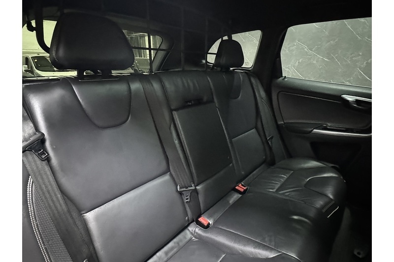 Used Volvo XC60 2015 for sale - 77465270: Photo 44