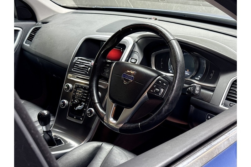 Used Volvo XC60 2015 for sale - 77027638: Photo 17