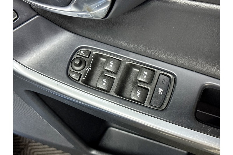 Used Volvo XC60 2015 for sale - 77027638: Photo 21