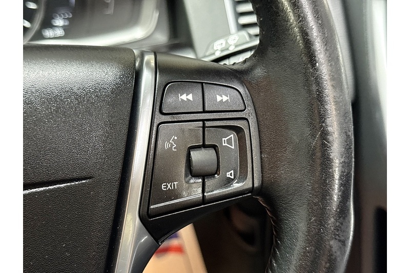 Used Volvo XC60 2015 for sale - 77027638: Photo 28