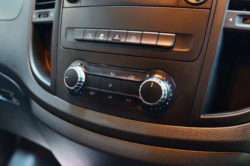 Used Mercedes-Benz Vito 2019 for sale - 77027713: Photo 27