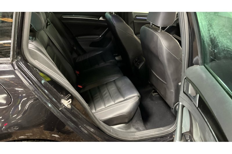 Used Volkswagen Golf 2016 for sale - 77140279: Photo 11