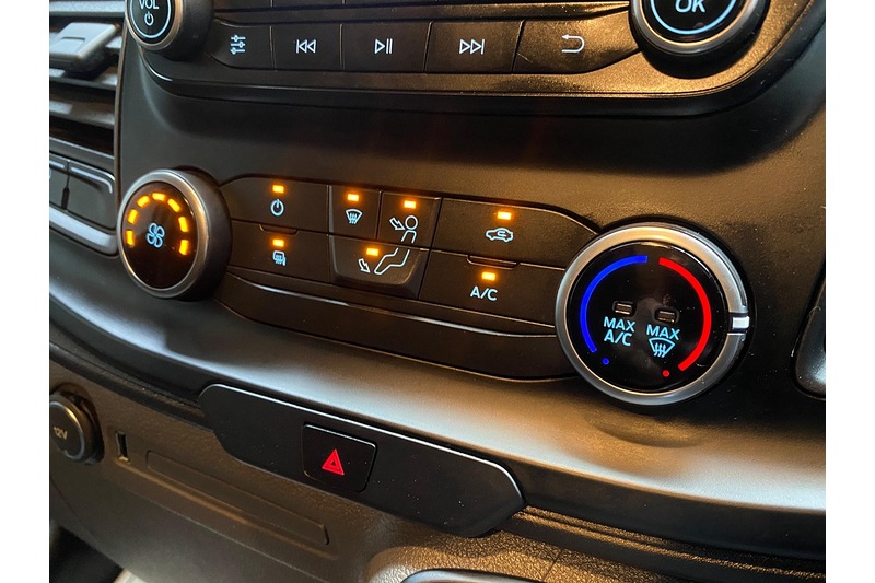 Used Ford Transit Custom 2020 for sale - 77422906: Photo 32